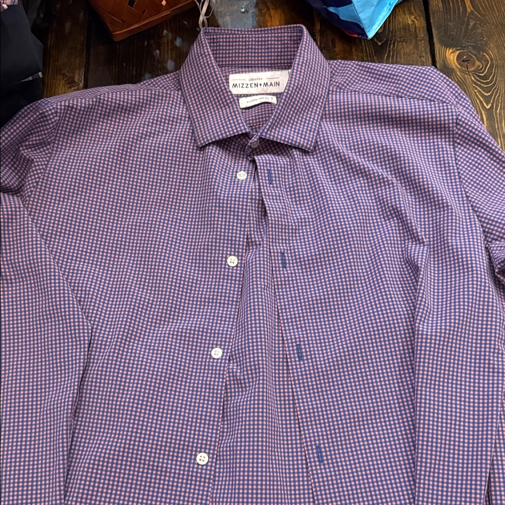 Mizzen+Main Men's Burgundy Checkered Shirt